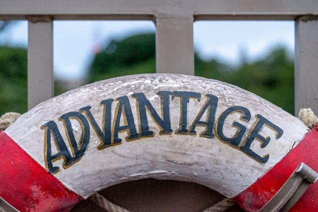 advantage-00